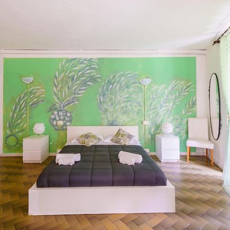 Lory'S Suite มานารอลา ภายนอก รูปภาพ